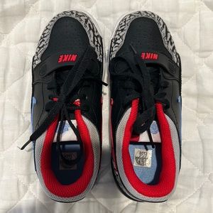 Kids Jordans 11.5C worn once.